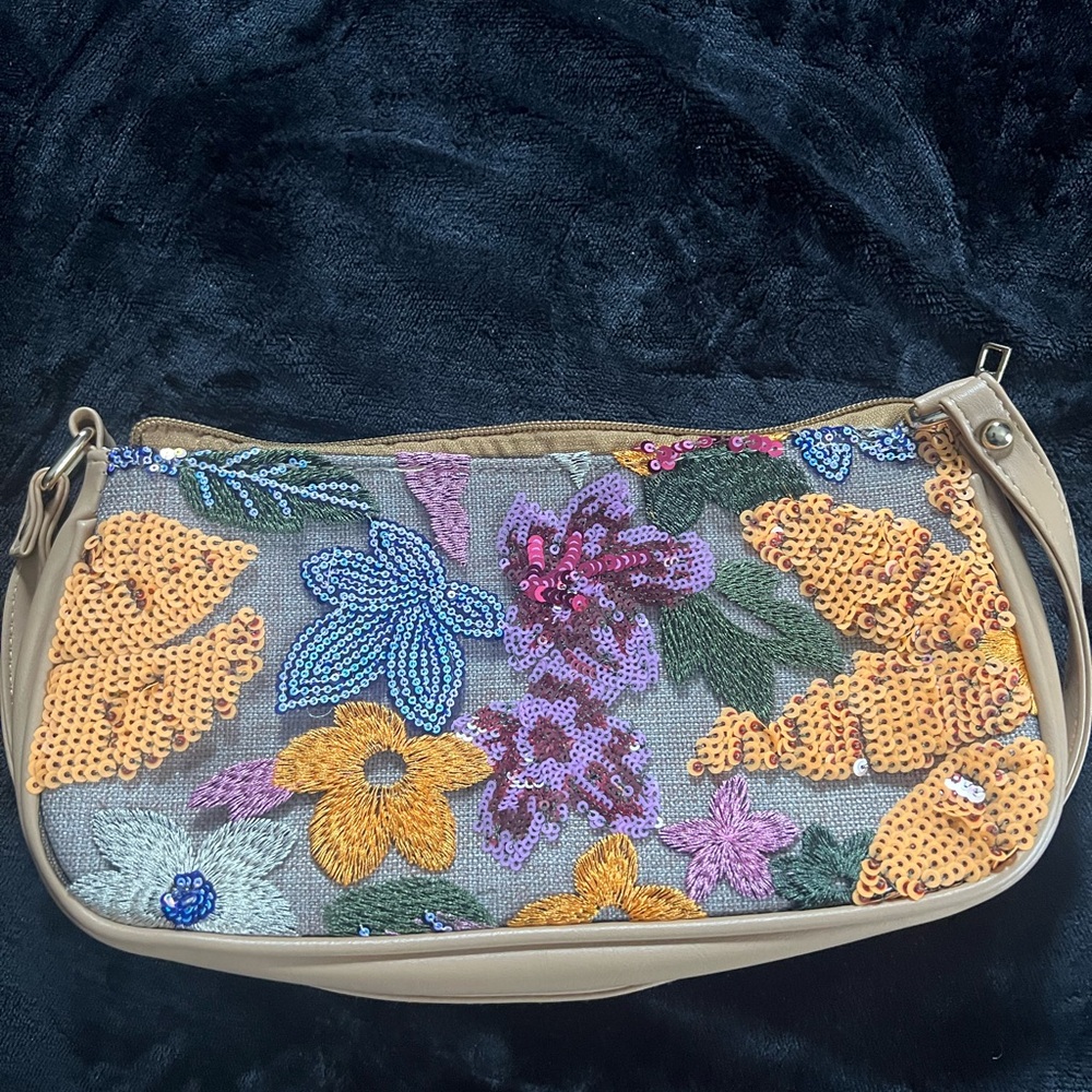 Floral Sequin Embroidered Shoulder Bag - Beige